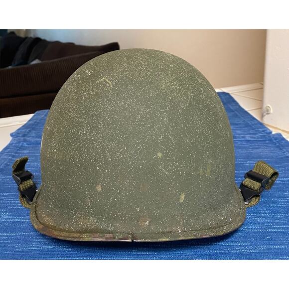 VTG US Army Military M-1 Helmet with Liner Rear Seam WWII Vietnam or Later ? 38B - Picture 3 of 10